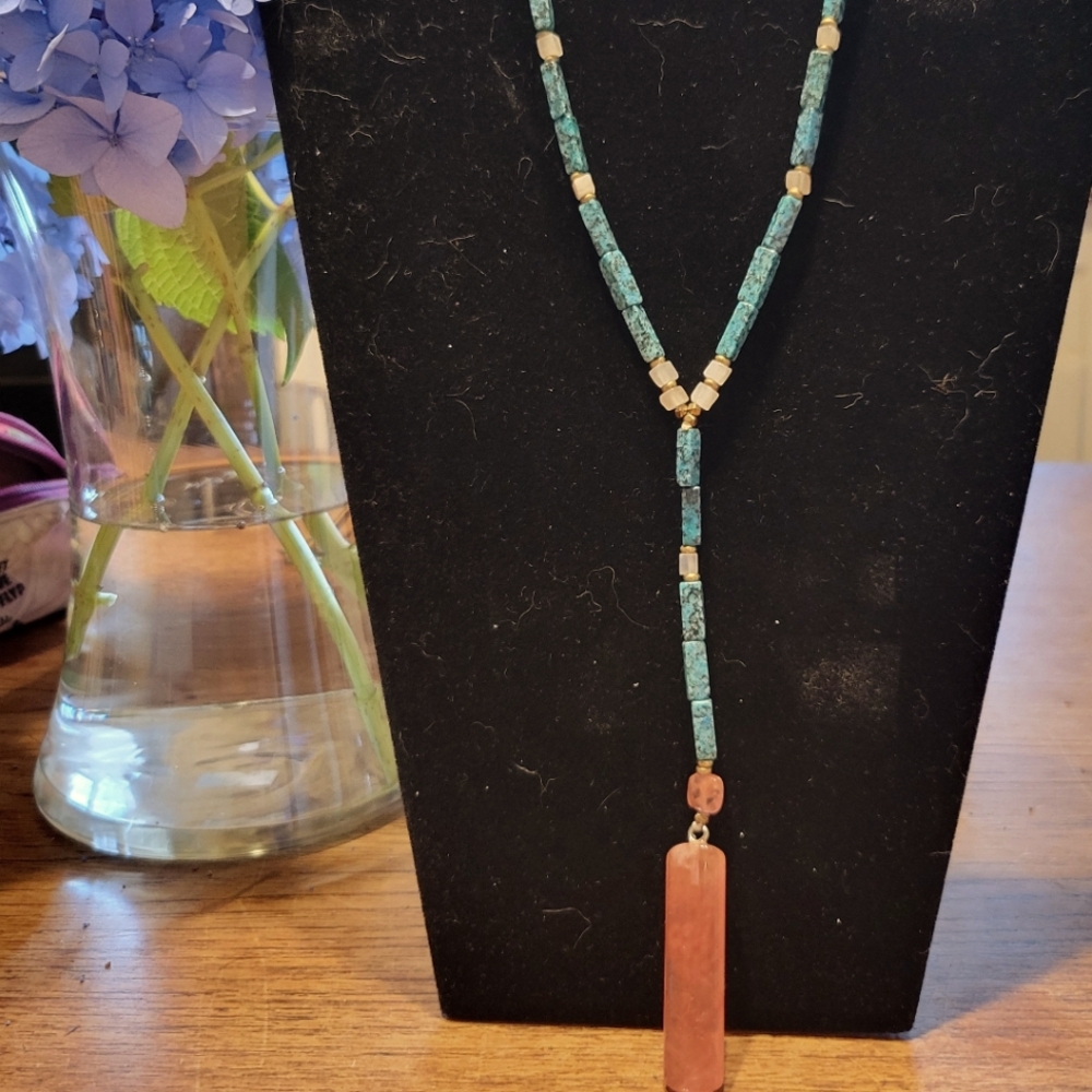 Turquoise and Pink Qurtz Beaded Necklace